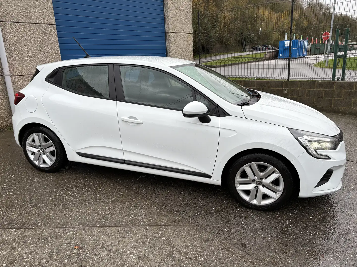 Renault Clio Clio 0.9 TCe Corporate Ed.(Fl.)(EU6c) Blanc - 1