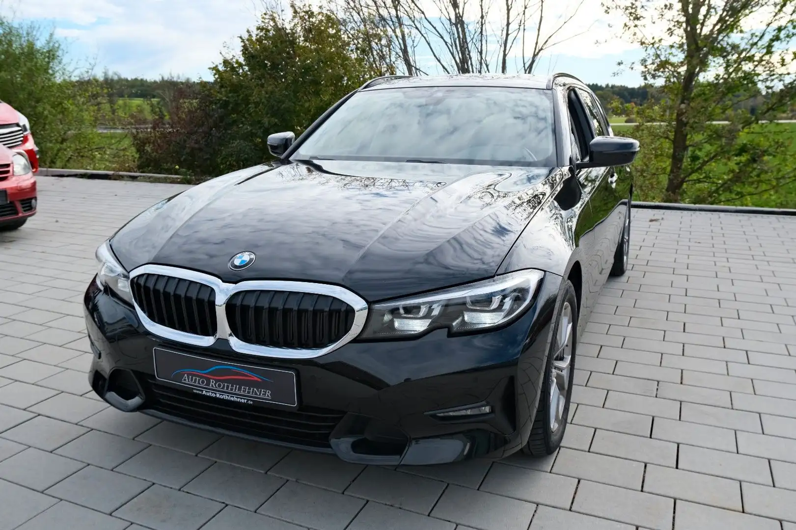 BMW 318 d Touring Sport Line*LED*LC*1 Jahr Garantie Schwarz - 1