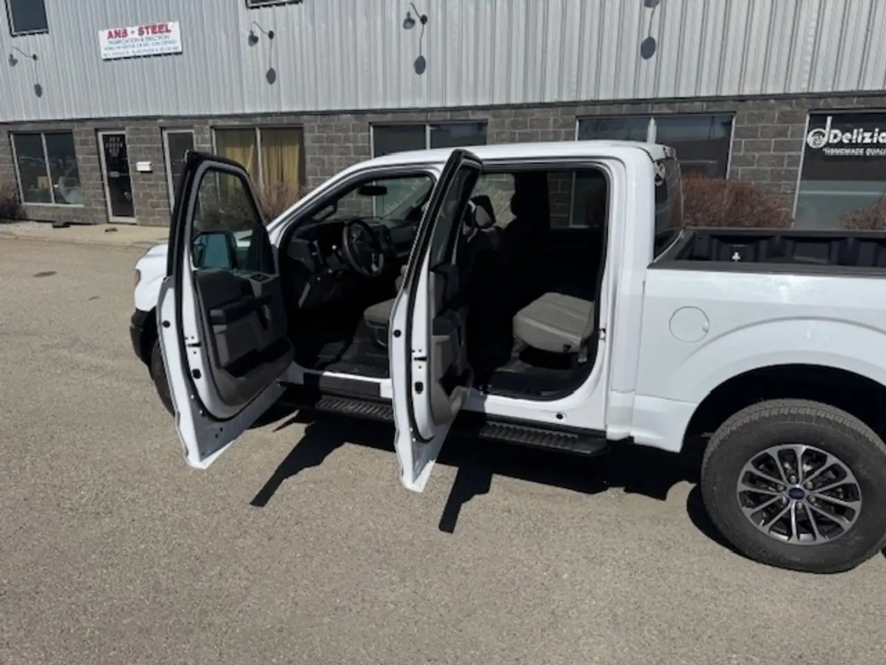 Ford F 150 снимка Ford F 150