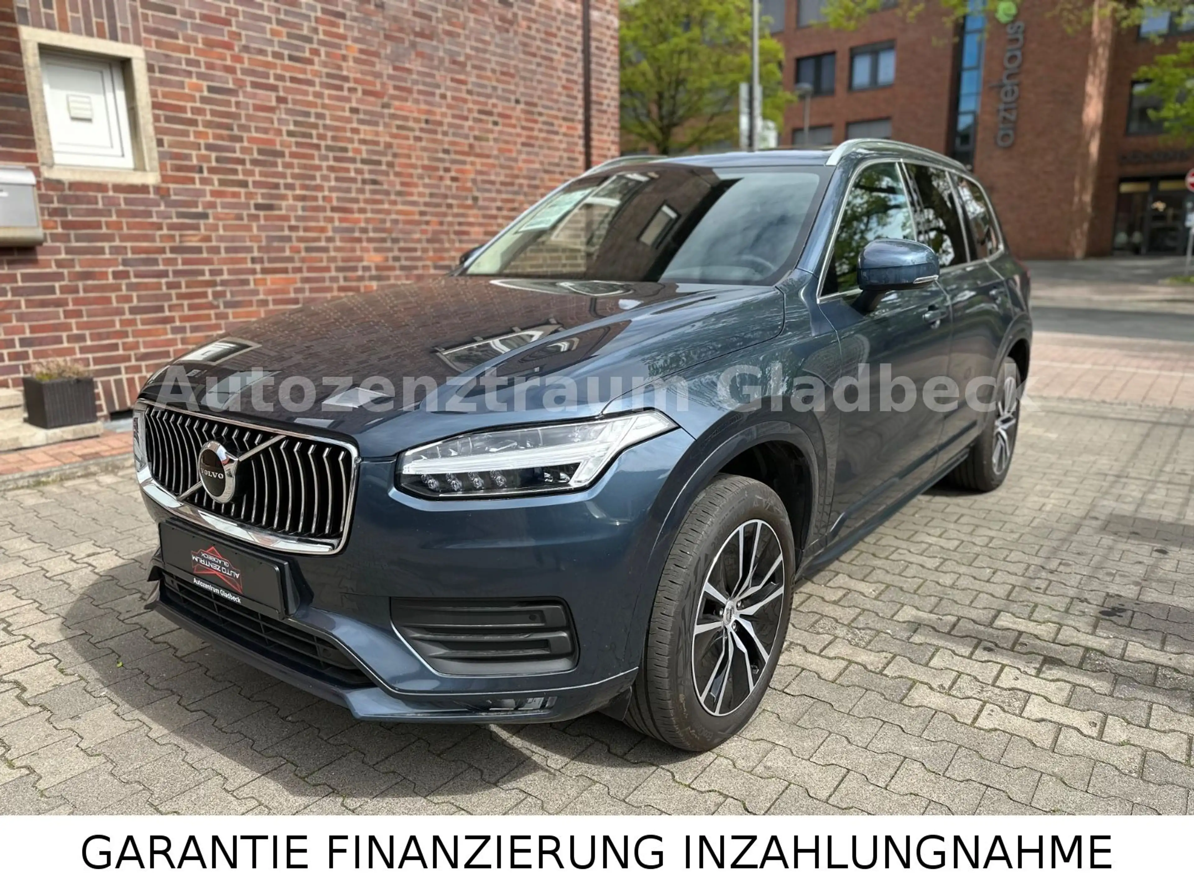 Volvo XC90 Momentum Pro AWD*GARANTIE — photo 2