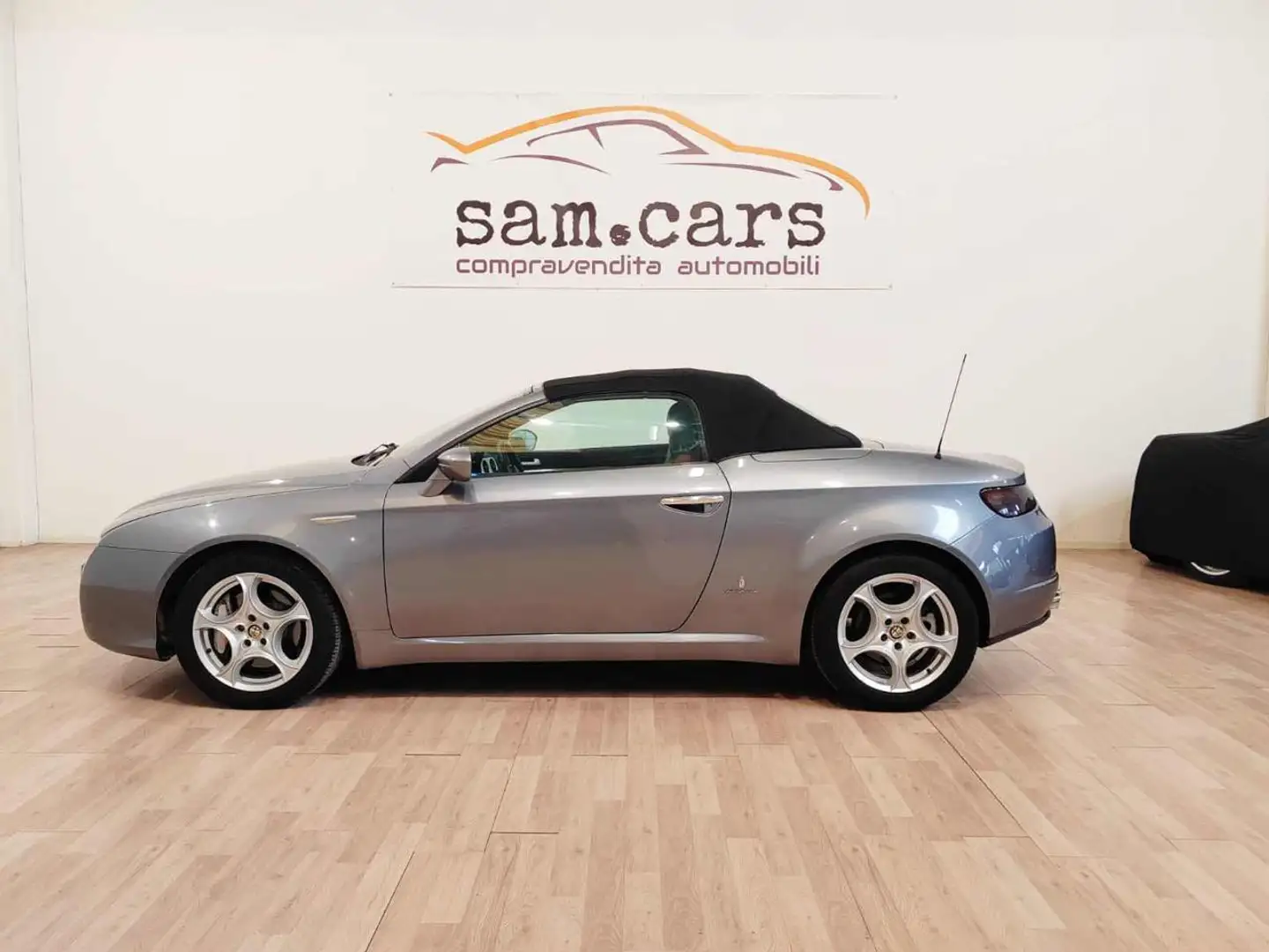Alfa Romeo Spider 2.4 JTDm Exclusive Argento - 2