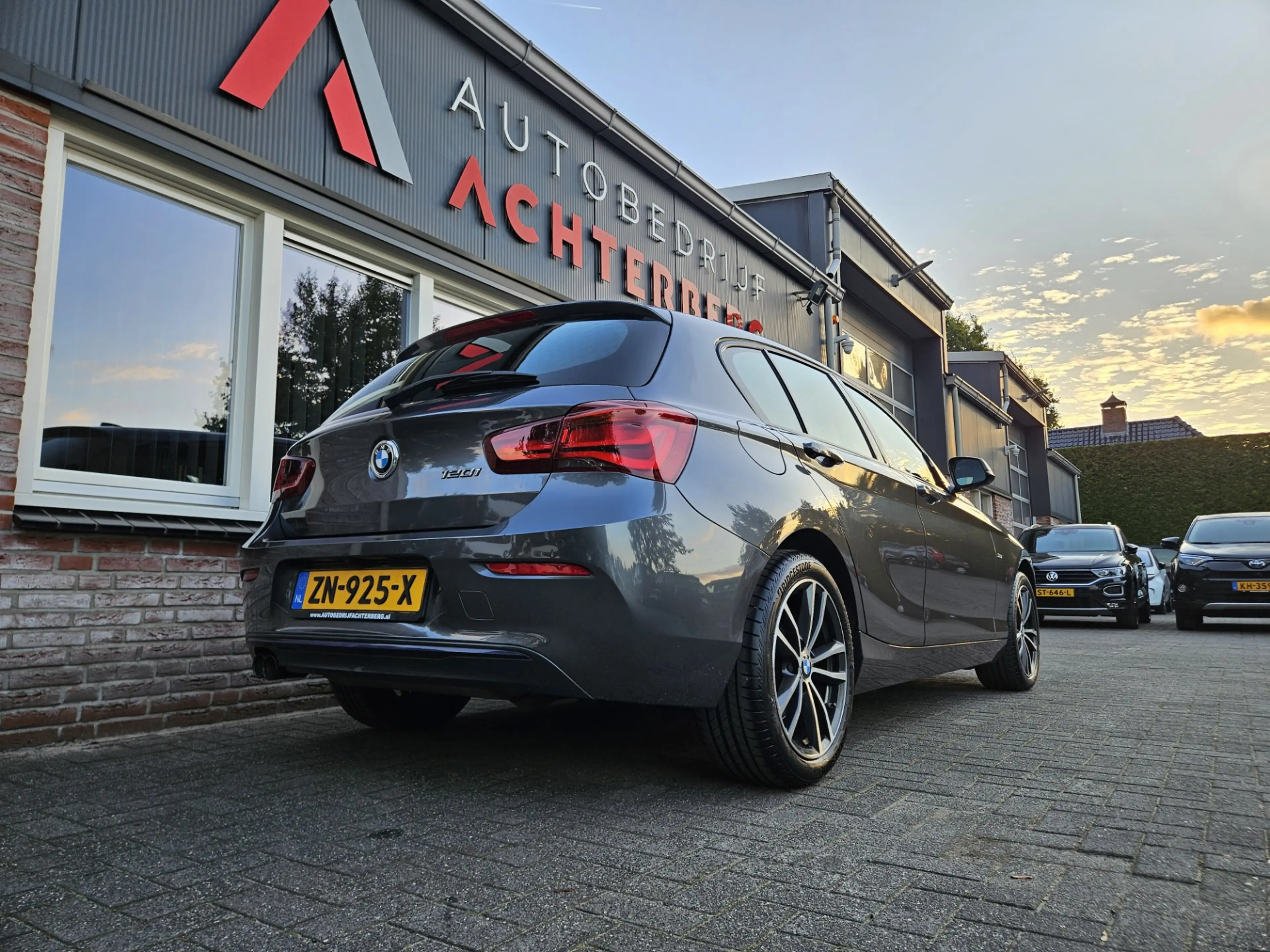 BMW 120 1-serie 120i Edition Sport Line Shadow High Execut — photo 15