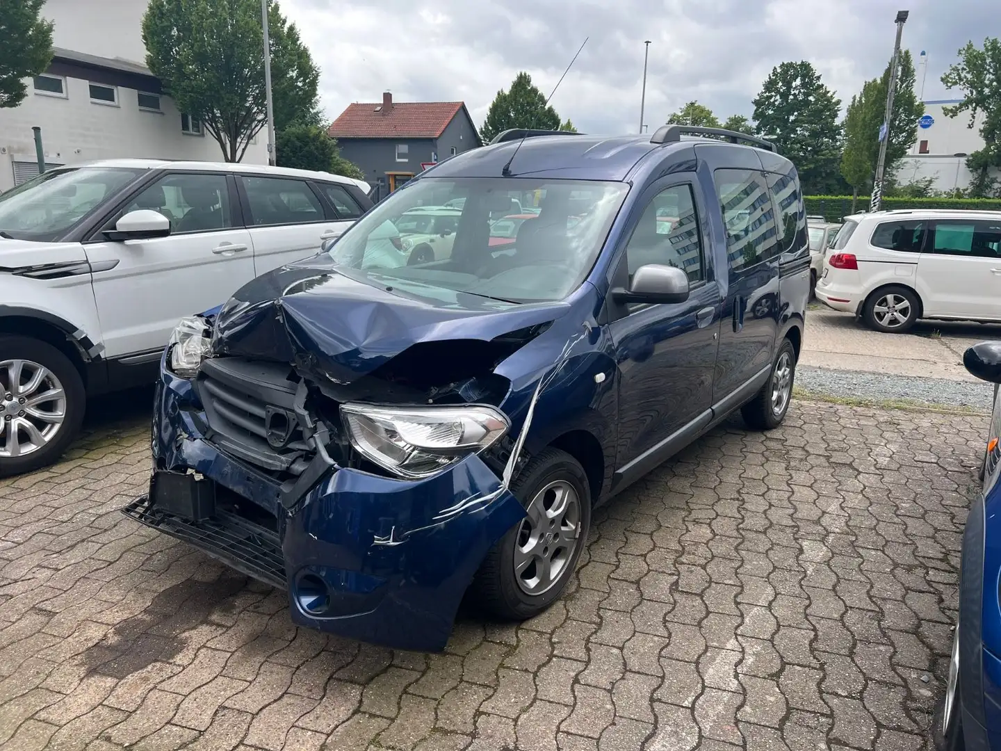 Dacia Dokker Celebration 1.6*Motor läuft*1.Hand Blau - 1
