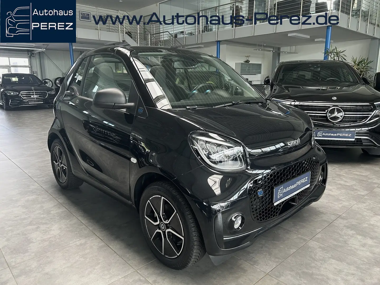 smart forTwo cabrio EQ EXCLUSIVE-KAMERA-SITZHEIZUNG Schwarz - 1