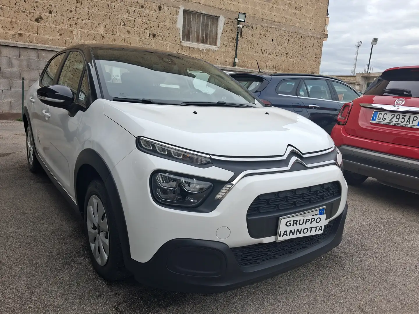 Citroen C3 C3 1.5 bluehdi 102 C.V. FARI FULL LED ITALIANA Bianco - 2