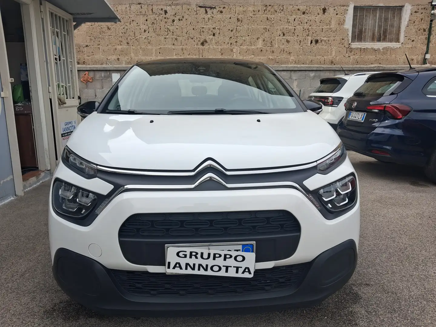 Citroen C3 C3 1.5 bluehdi 102 C.V. FARI FULL LED ITALIANA Bianco - 1