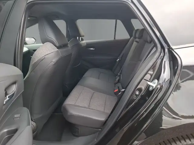 Toyota Corolla view 11