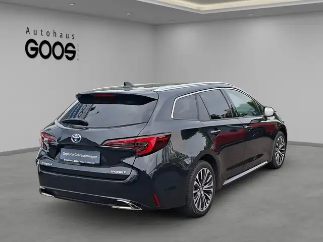Toyota Corolla view 5