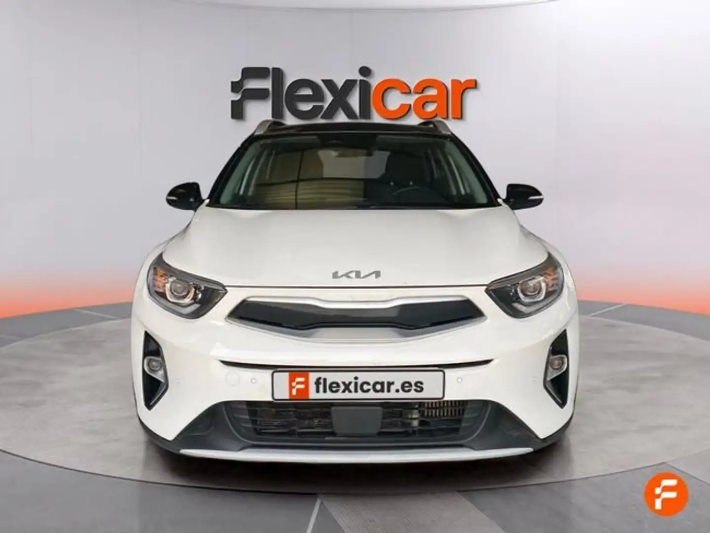 Kia Stonic 1.0 T-GDi 74kW (100CV) MHEV iMT Concept Blanco - 2