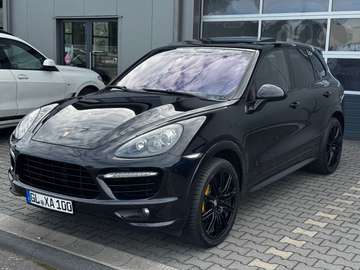 Turbo S 540 PS Carbon Keramik Burmester