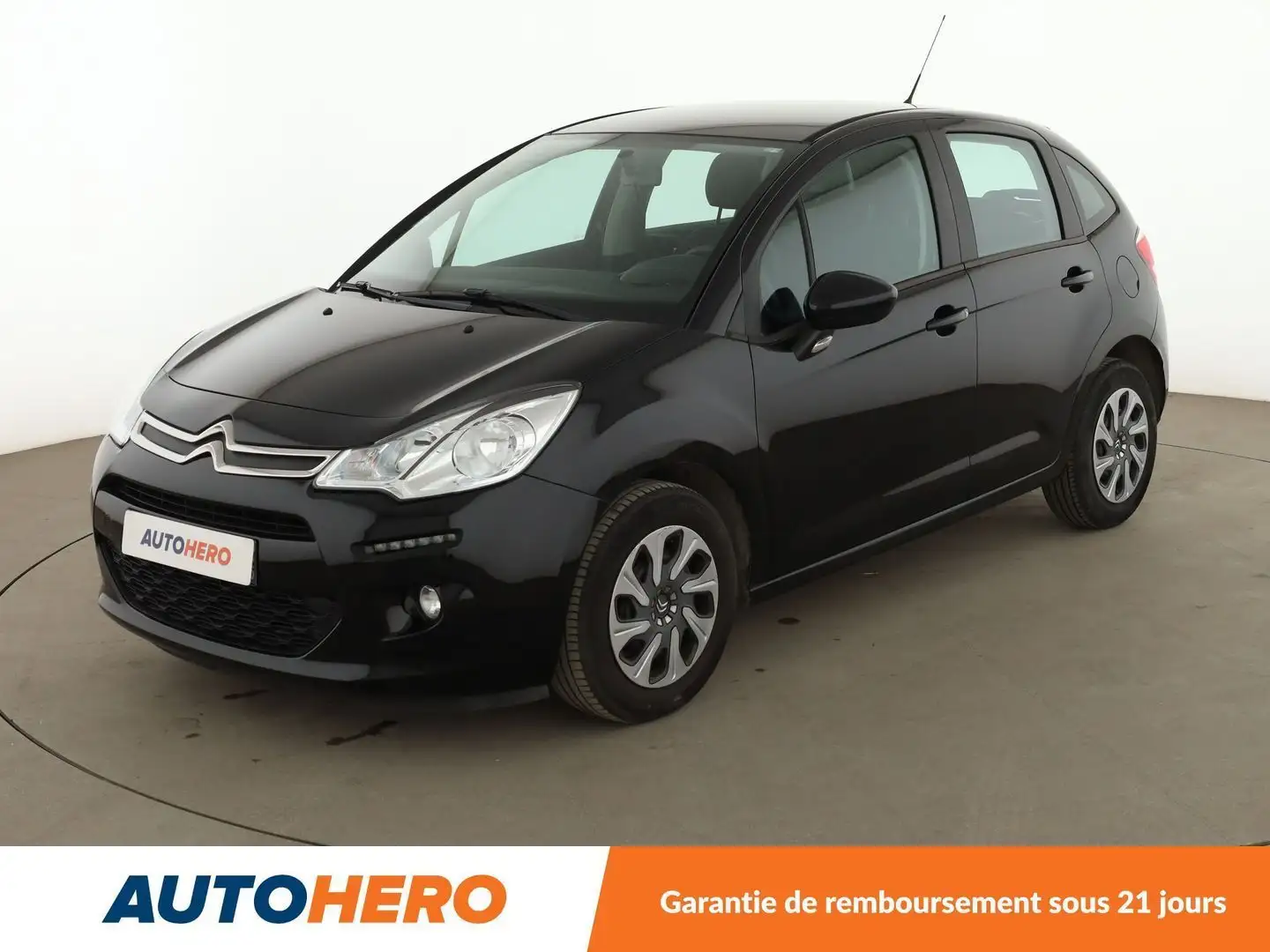 Citroen C3 1.2 PureTech Confort Noir - 1