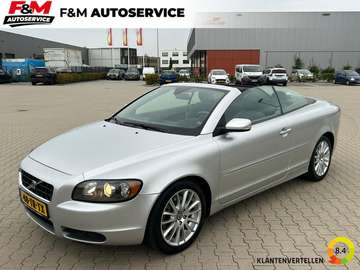 Convertible 2.4i Momentum