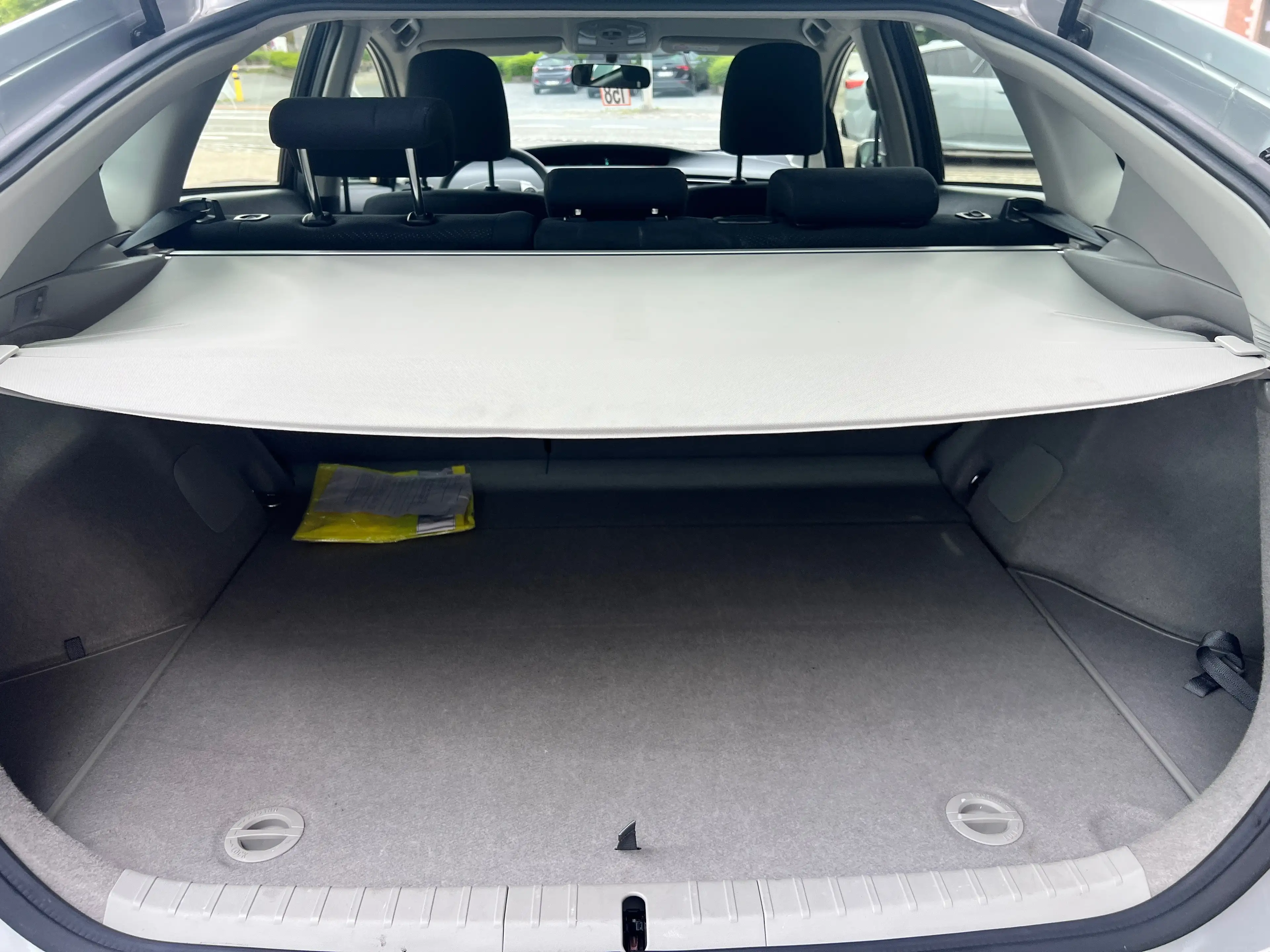 Toyota Prius Prius Hsd 1.8i VVT-i Active Lounge — photo 13