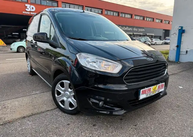 Ford Tourneo Courier 1.5 TD 95ch Trend Euro6 1ére MAIN