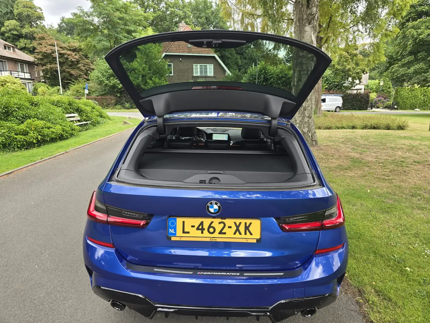 BMW 320 320i panorama dak AUTOMAAT Blauw - 2