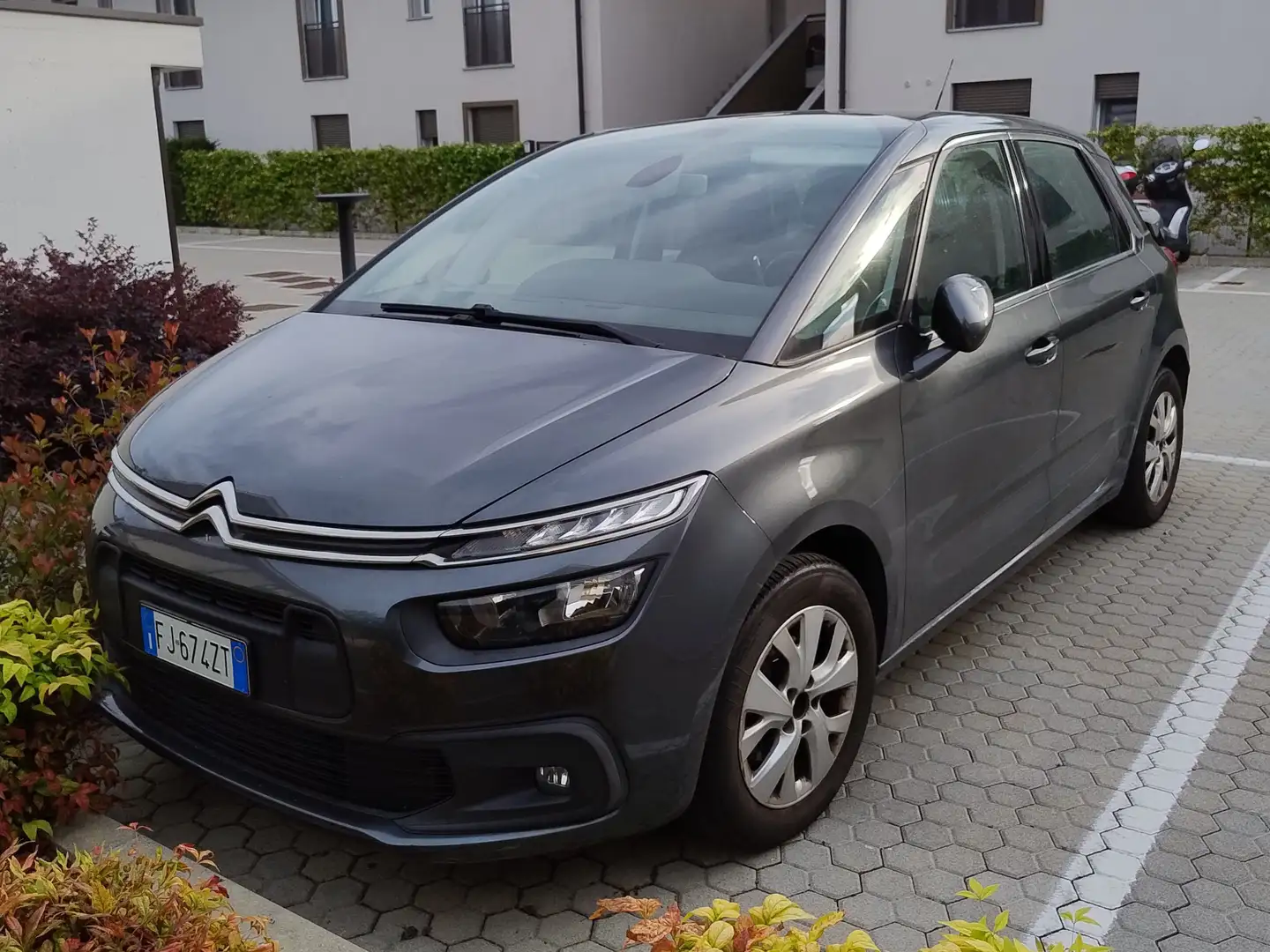 Citroen C4 Picasso C4 Picasso II 2017 1.6 bluehdi Business s Grigio - 1