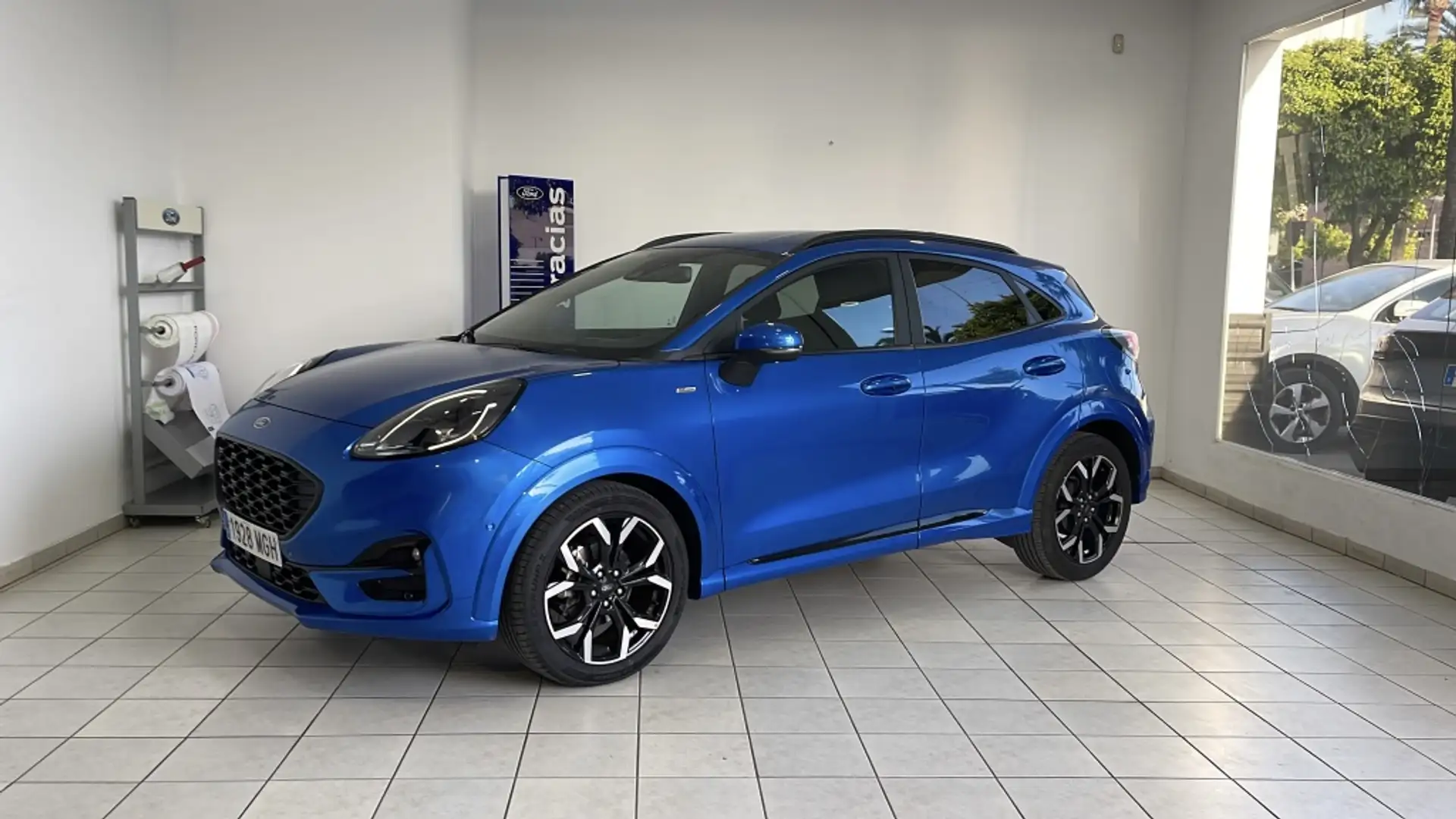Ford Puma 1.0 EcoBoost MHEV ST-Line X 125 Blau - 1