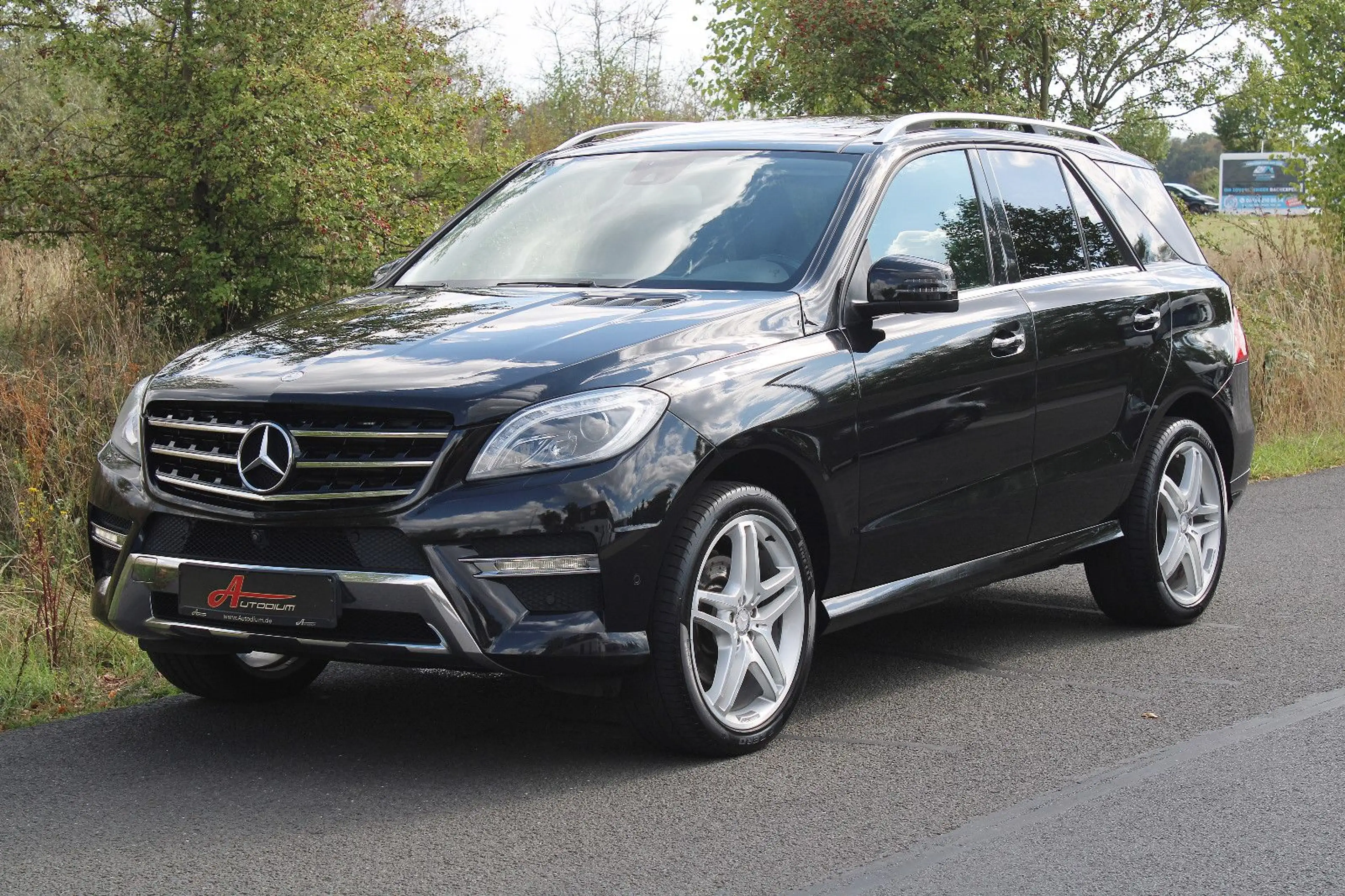 Mercedes-Benz ML 350 CDI AMG-Line/Pano/Luft/AHK/360°/21'/Leder — photo 7