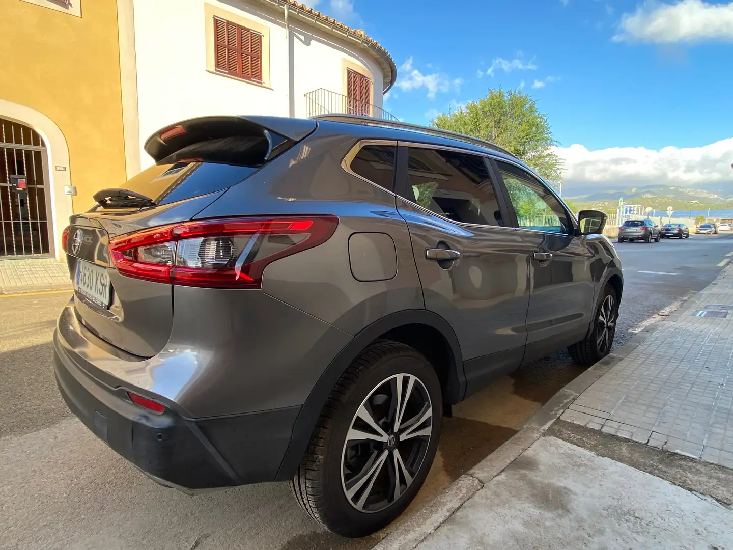 Nissan Qashqai Qashqai 1.3 DIG-T N-Connecta 4x2 103kW N-Connecta Gris - 2