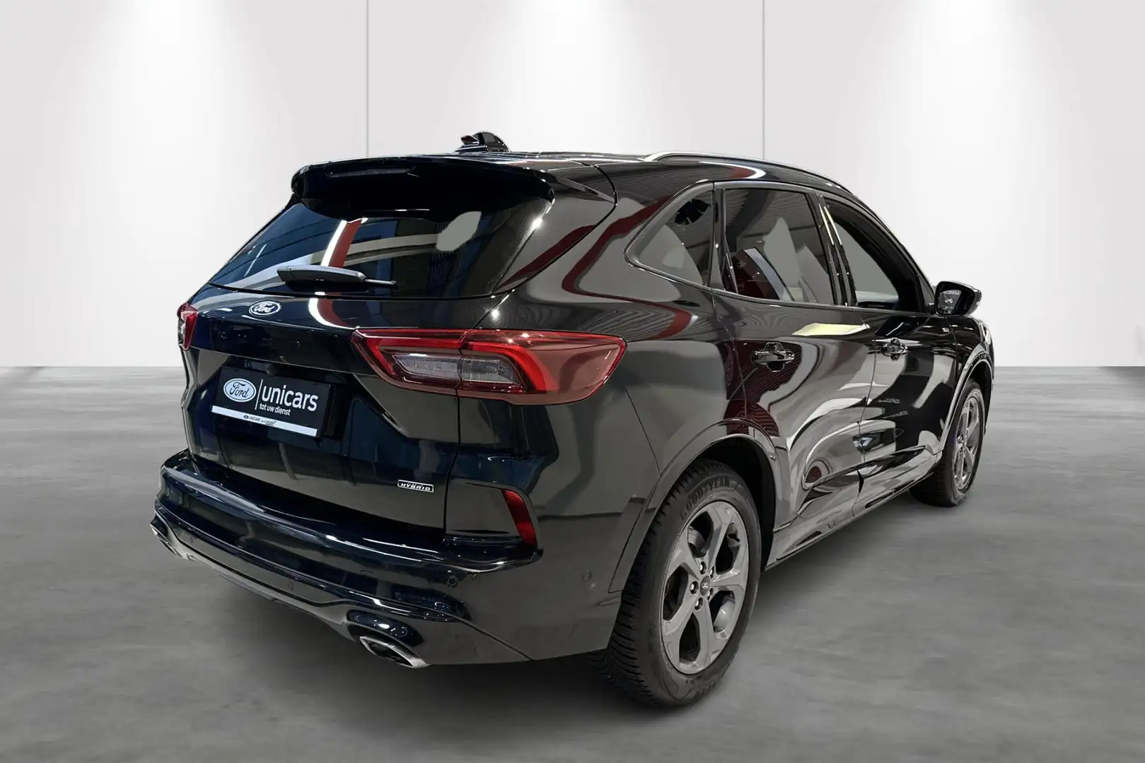 Ford Kuga 2.5i PHEV Aut. 178kW ST-Line X - 2