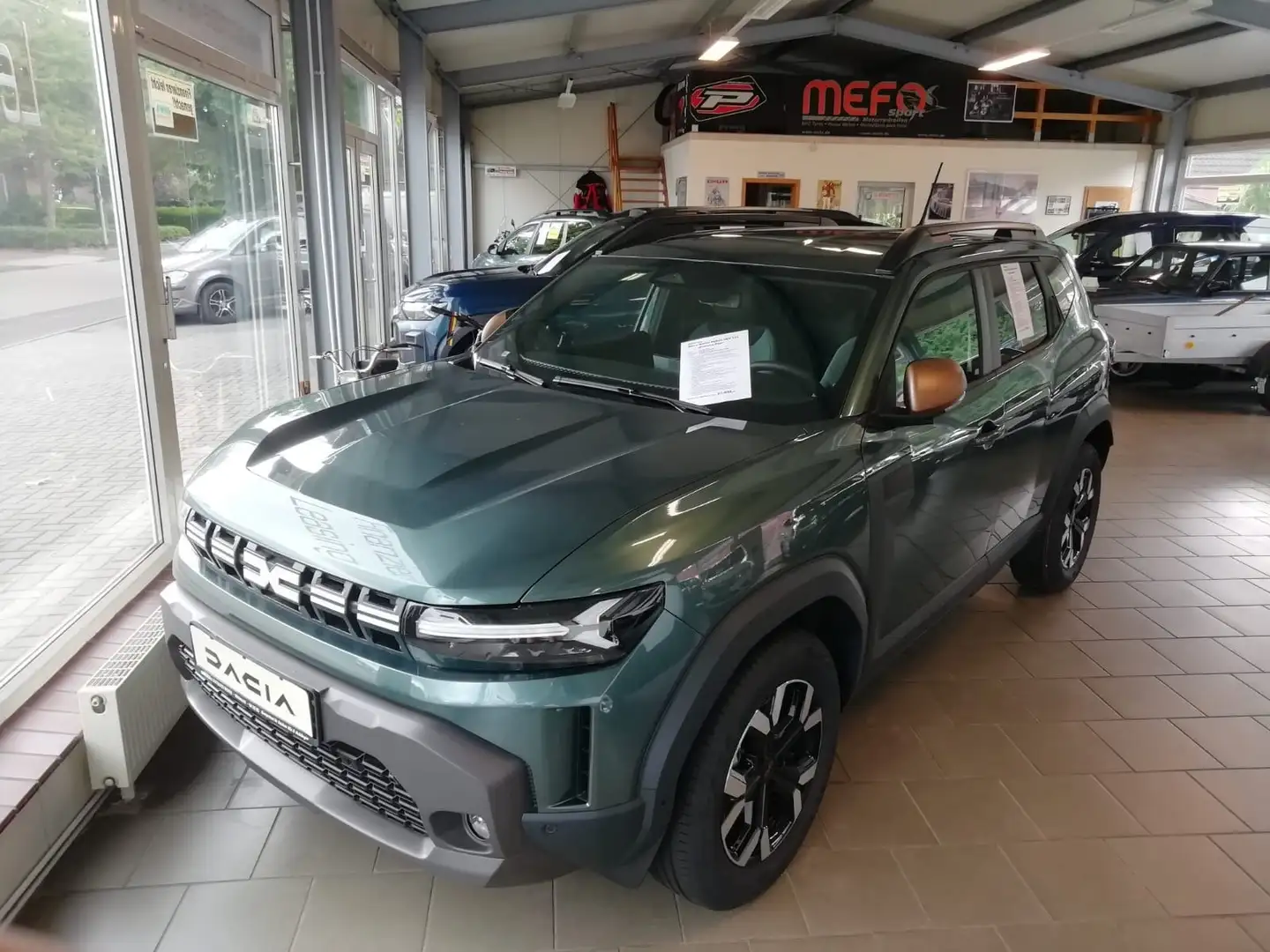 Dacia Duster HEV 140 Voll-Hybrid Extreme+/Aut./Winter/City/Met. Grün - 1