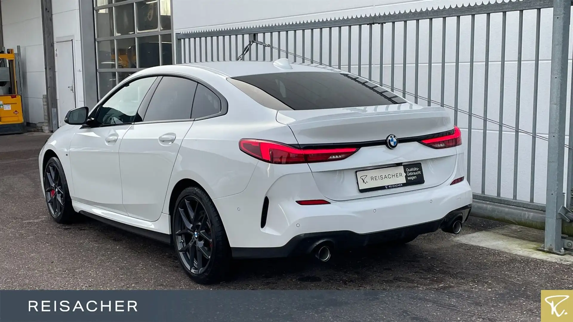 BMW 220 iA Gran Coupé COLOR EDIT M-Sport PRO ACC HUD Weiß - 2