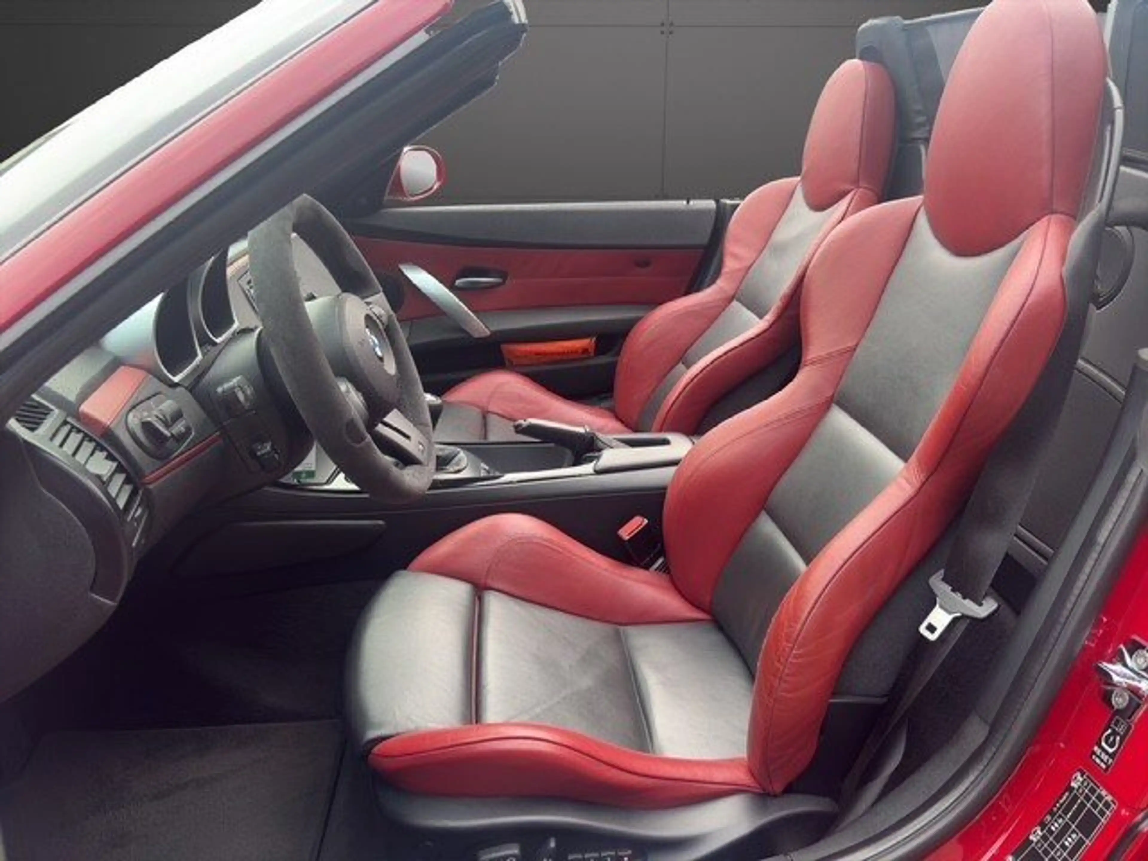 BMW Z4 M Roadster Individual — photo 11