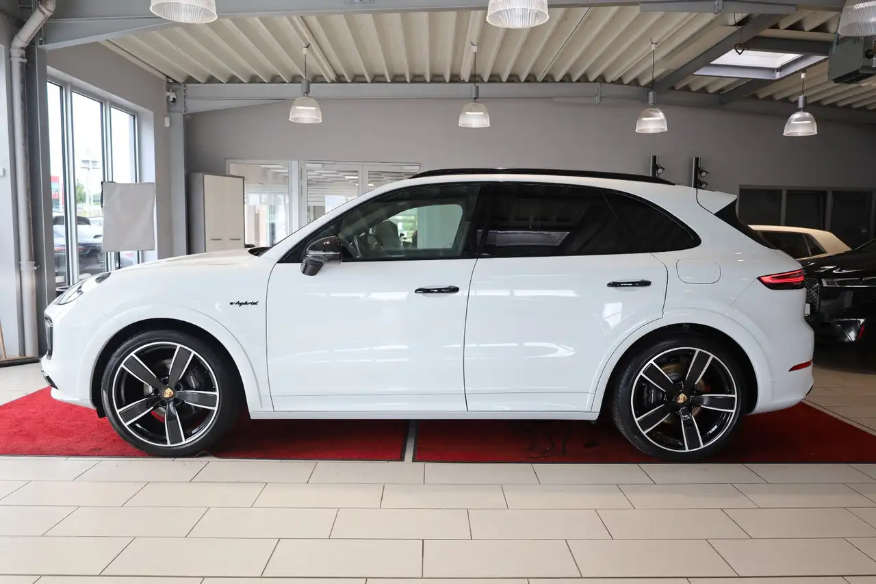 Porsche Cayenne E-Hybrid Platinum Edition, миниатюра 2