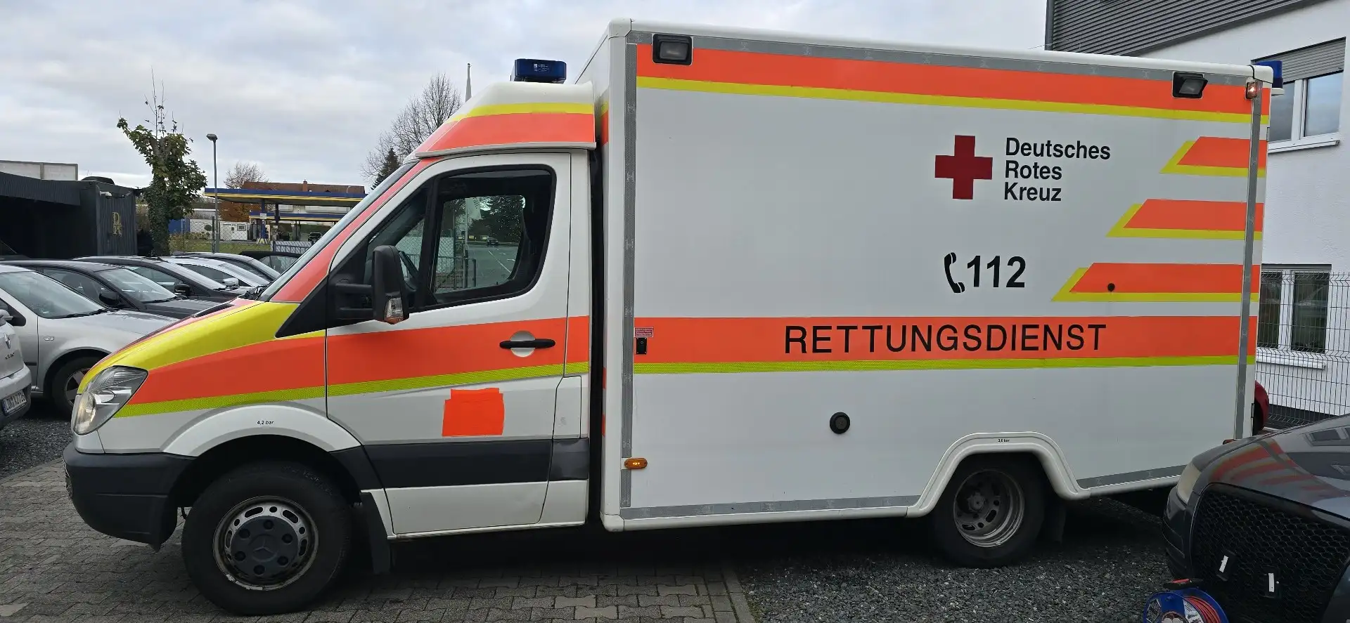 Mercedes-Benz Sprinter RTW Krankenwagen Neuer ATM nur 100 km gelaufen Weiß - 2