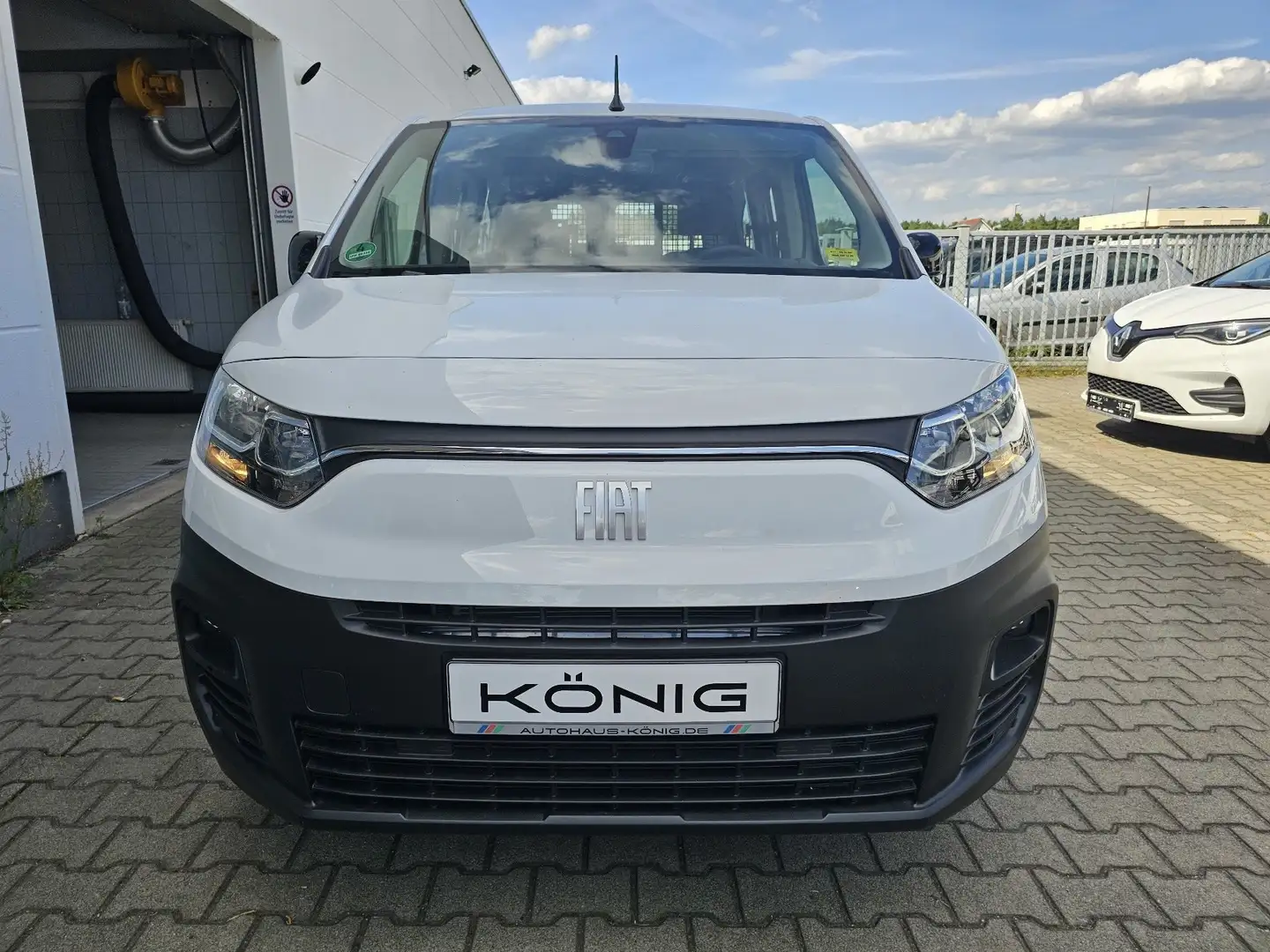 Fiat Doblo E-Doblo,DoKa,L2 50Kwh,Klimaautomatik,DAB,PDC Bílá - 2