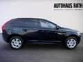 Volvo XC60 D3 Kinetic Schwarz - thumbnail 3