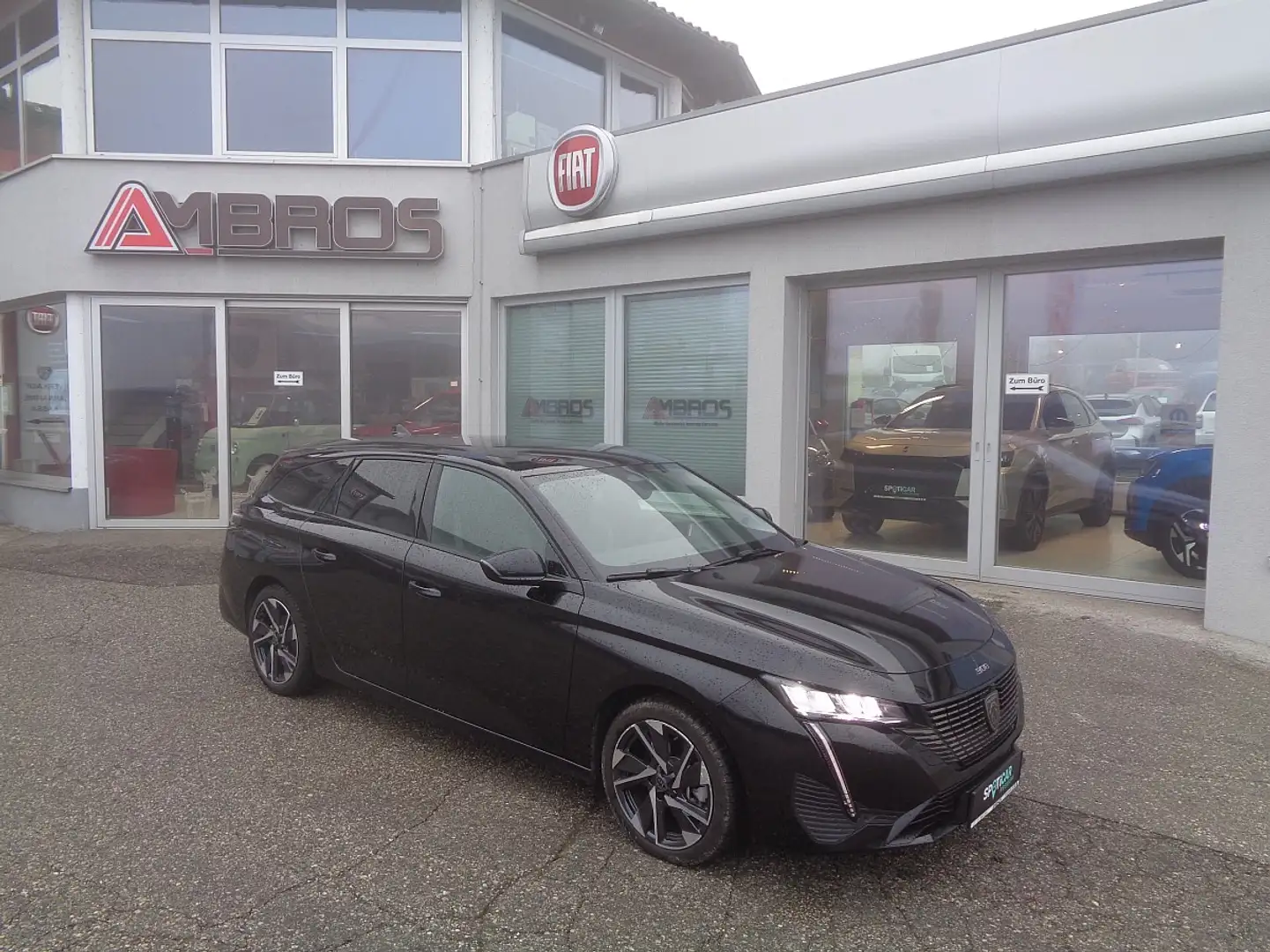 Peugeot 308 SW Hybrid 145 e-DSC6 Allure Schwarz - 1