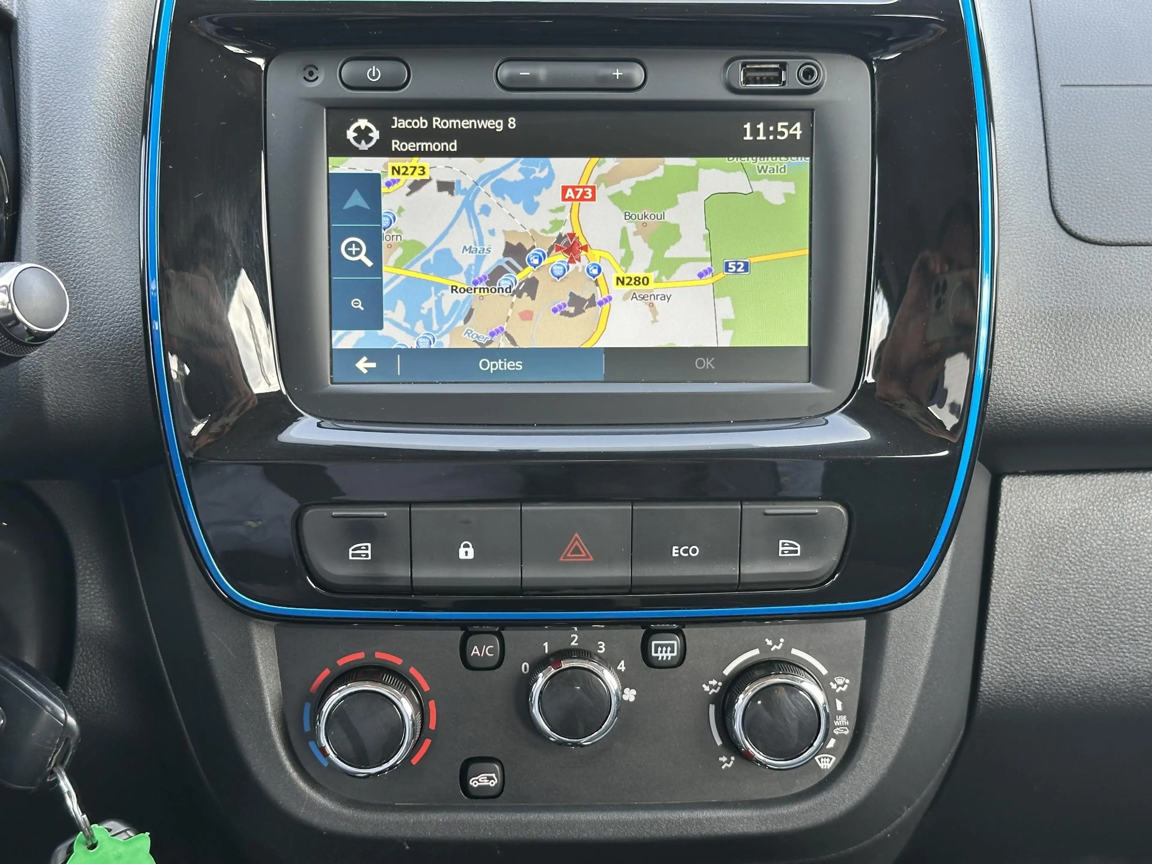 Dacia Spring Comfort Plus (Orange Pack) 27 kWh l Origineel NL l — photo 12