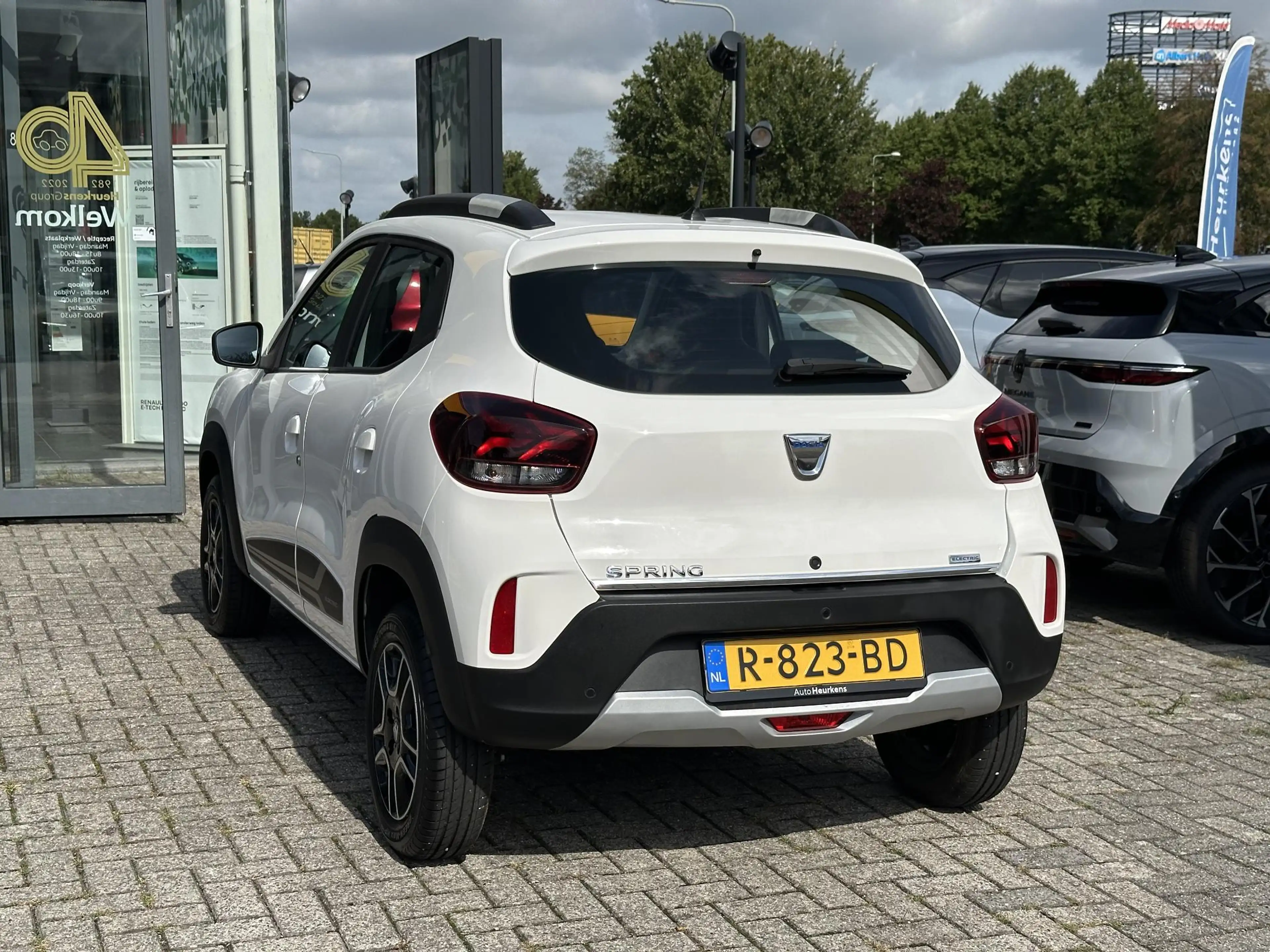 Dacia Spring Comfort Plus (Orange Pack) 27 kWh l Origineel NL l — photo 4