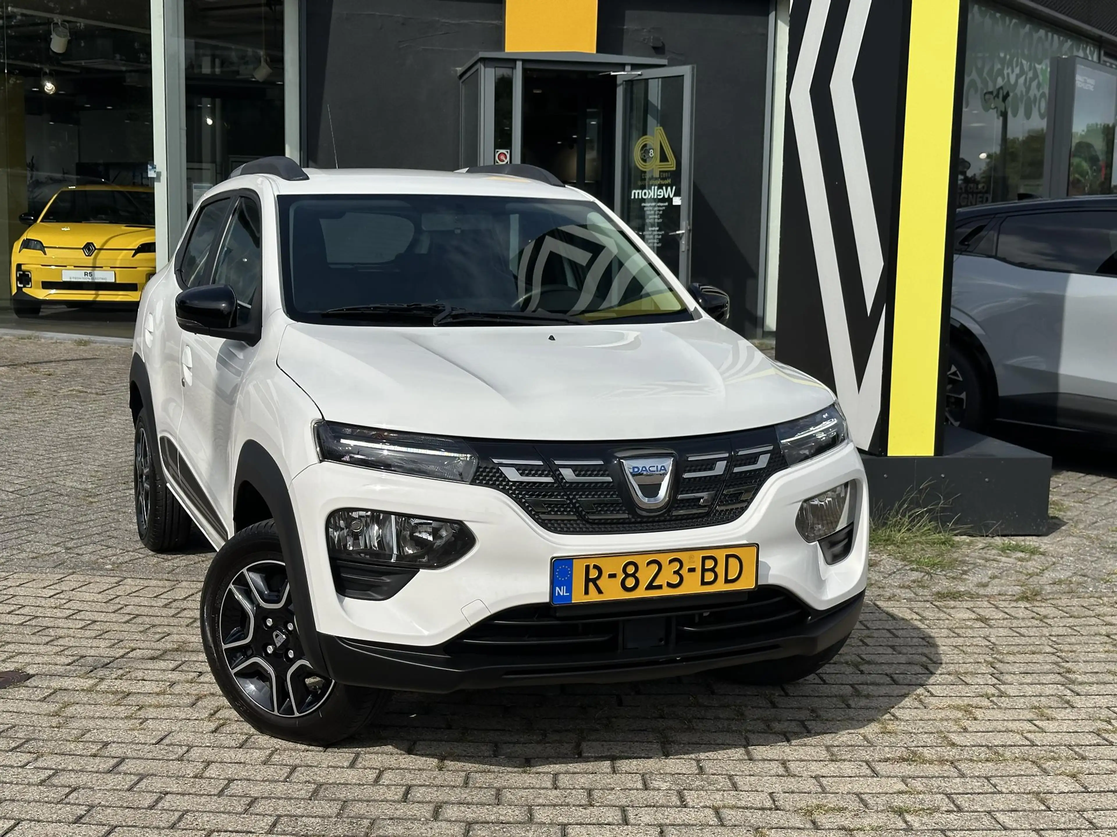 Dacia Spring Comfort Plus (Orange Pack) 27 kWh l Origineel NL l — photo 6
