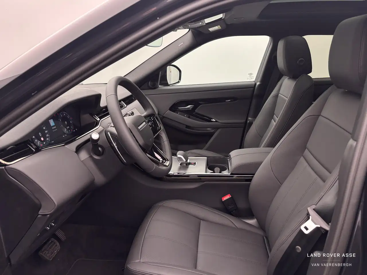 Land Rover Range Rover Evoque 2026 — фото 10
