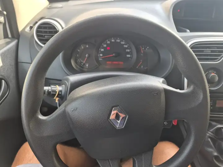 Renault Kangoo 2021, foto 7