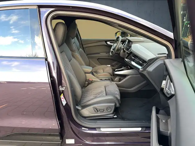 Audi Q4 E-Tron view 15