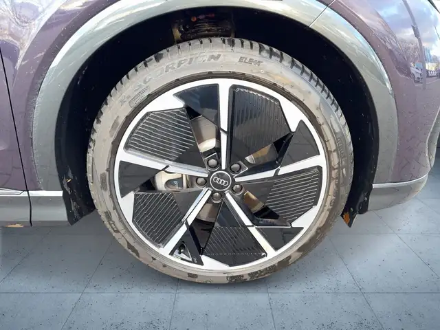 Audi Q4 E-Tron view 7