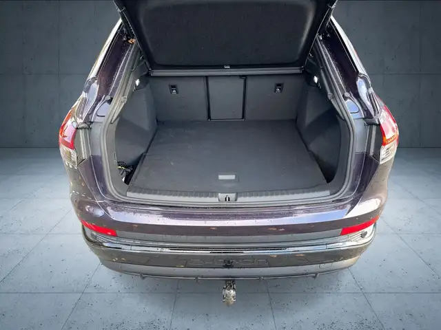 Audi Q4 E-Tron view 13