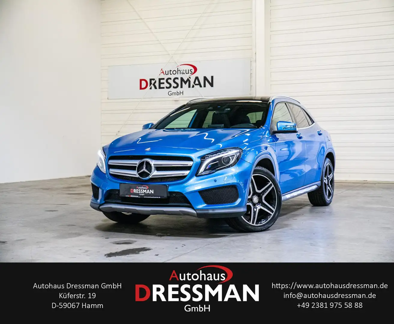 Mercedes-Benz GLA 200 Street Style AMG LINE PANO KAMERA XENON Albastru - 1
