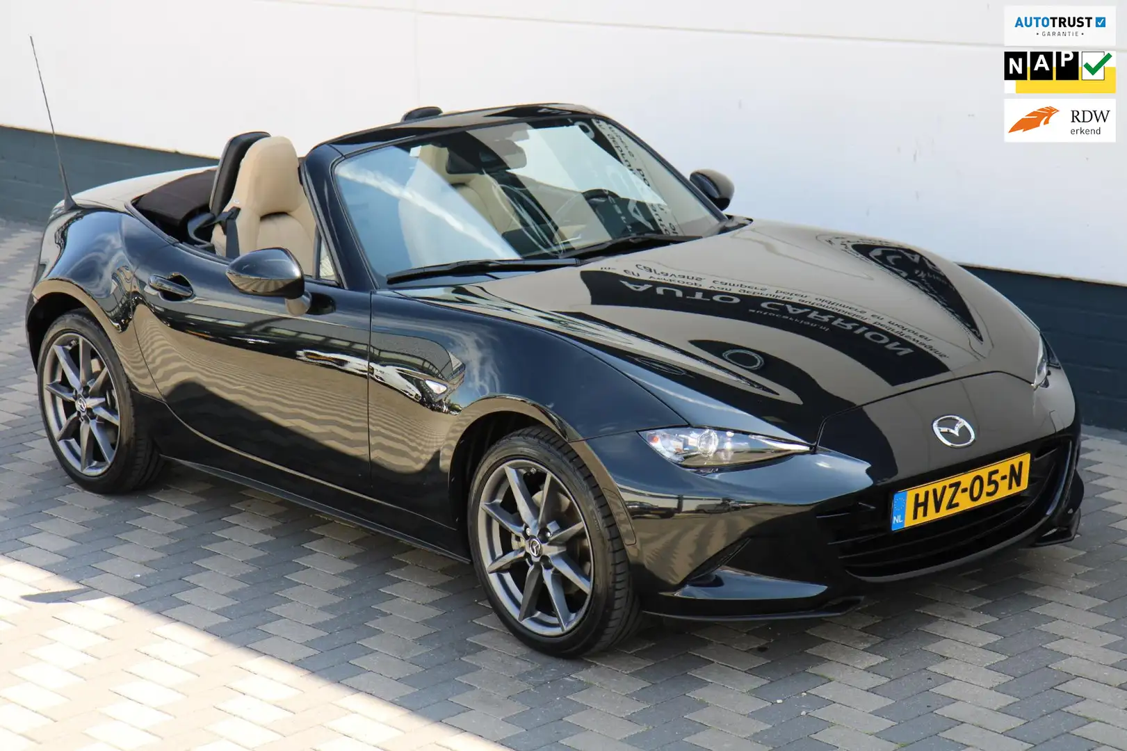 Mazda MX-5 2.0 SkyActiv-G 184PK Carplay Bose Leder Camera !! Zwart - 1