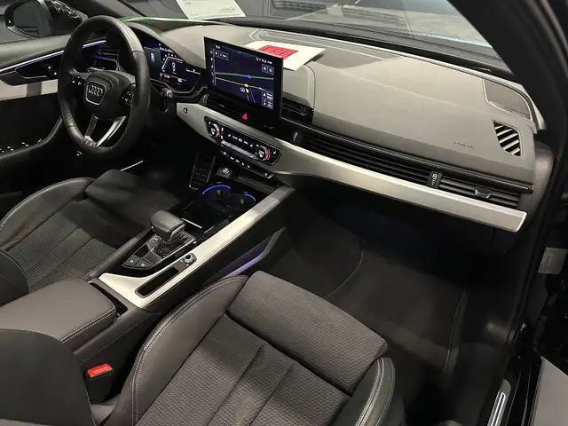Audi A4 Avant view 12