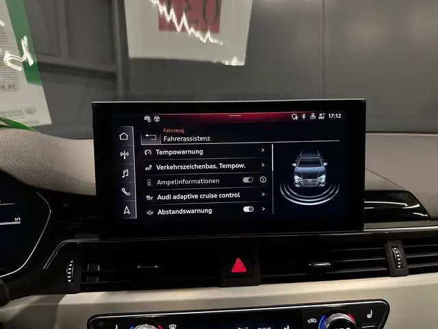 Audi A4 Avant view 24