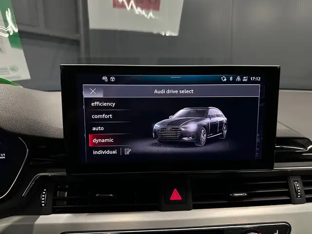 Audi A4 Avant view 22