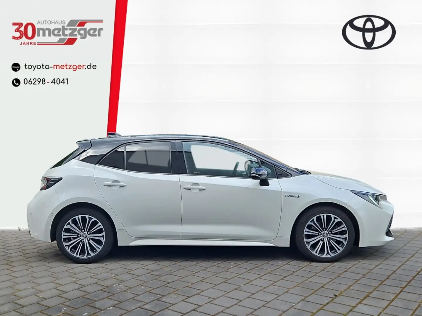 Toyota Corolla 2.0 Hybrid Club +Kamera +Sitzh. +LED +ACC +Keyless Weiß - 2