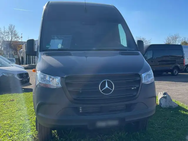 Mercedes-Benz Sprinter 519 CDI AWD L2 (907.653)