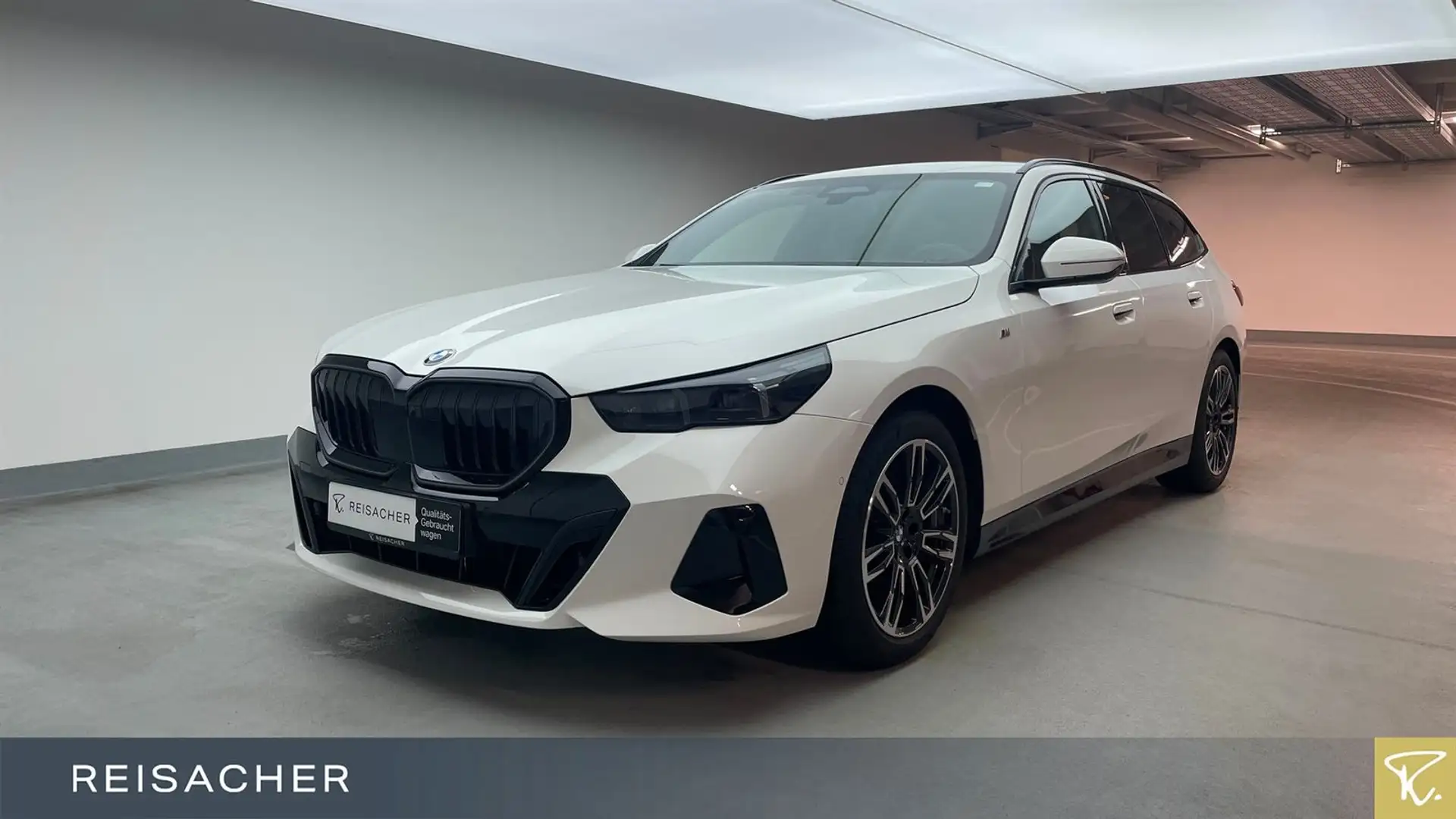 BMW 520 d A xDrive Tou M-Sport,M-Sport PRO,DAProf,Aut Weiß - 1