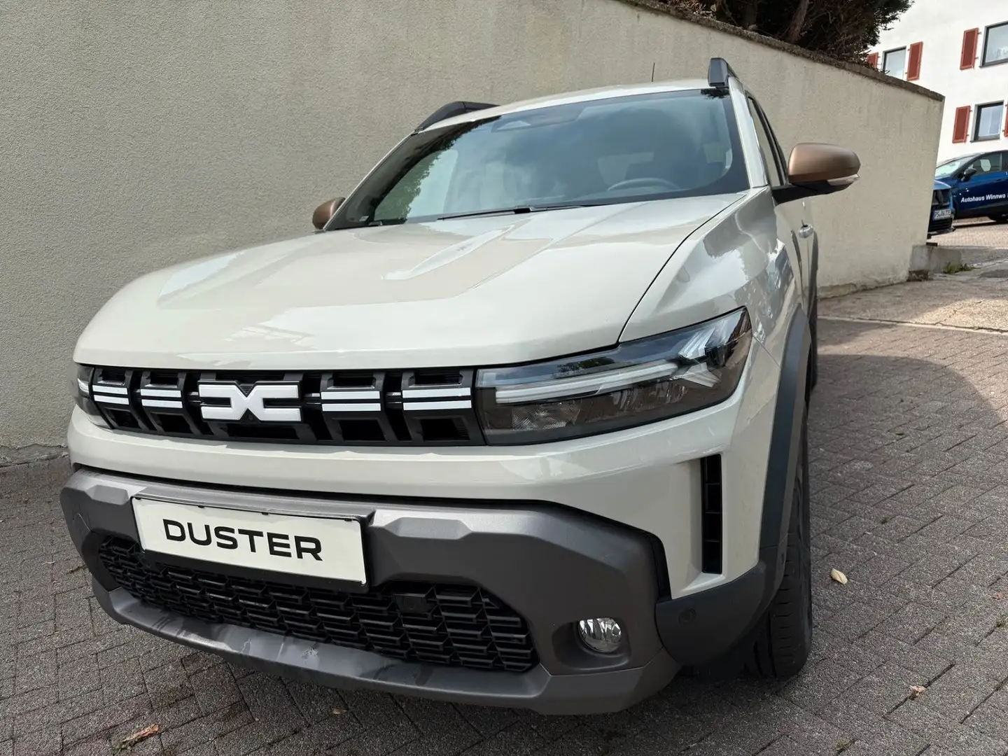 Dacia Duster HYBRID 140 Extreme*SOFORT AN LAGER* Beige - 2