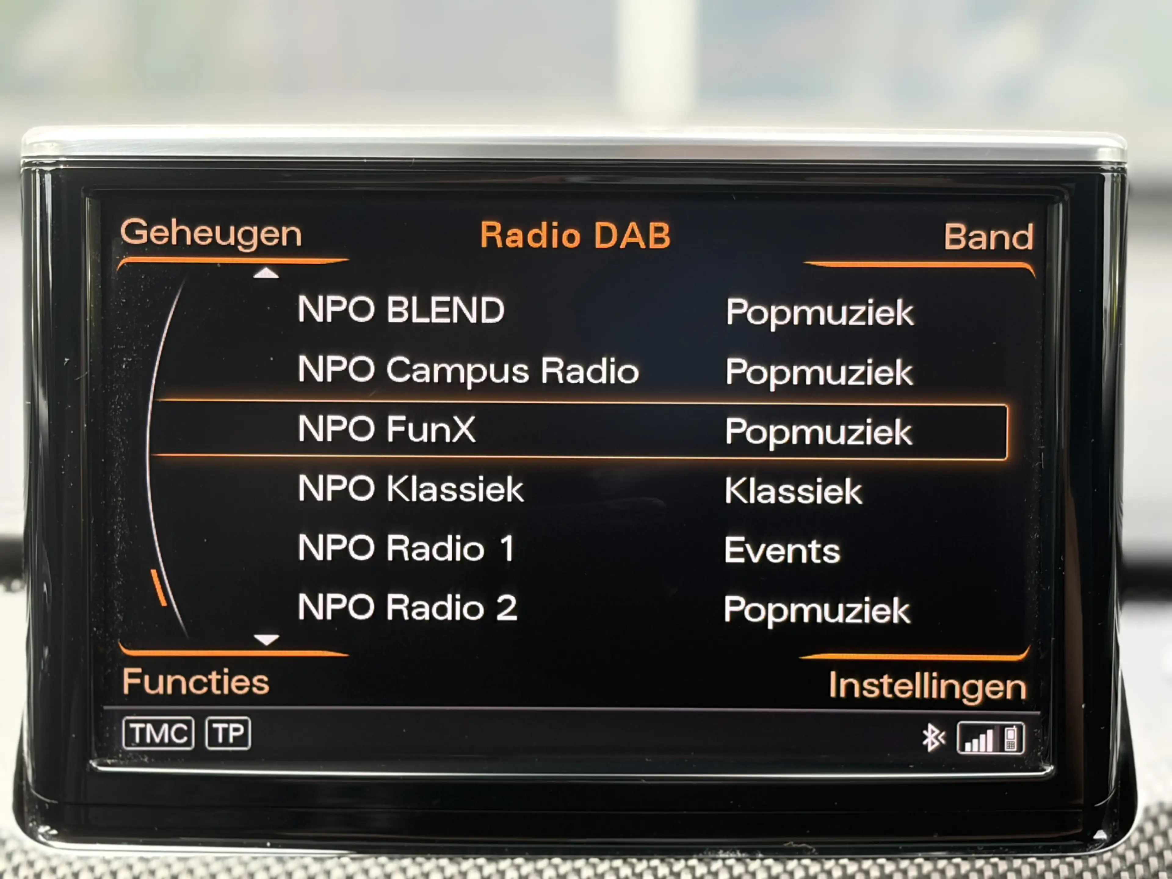 Audi A8 4.0 TFSI S8 quattro 520pk | Bang & Olufsen Sound | — photo 15